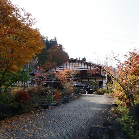 Kaikake Onsen Hotel Yuzawa  Bagian luar foto