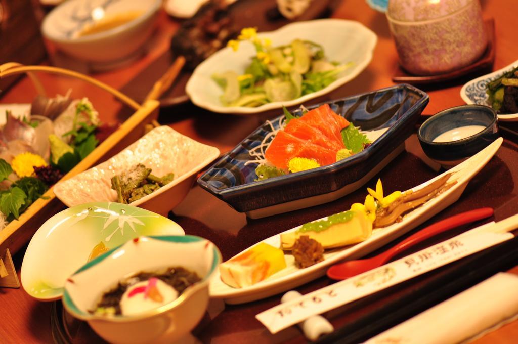 Kaikake Onsen Hotel Yuzawa  Bagian luar foto
