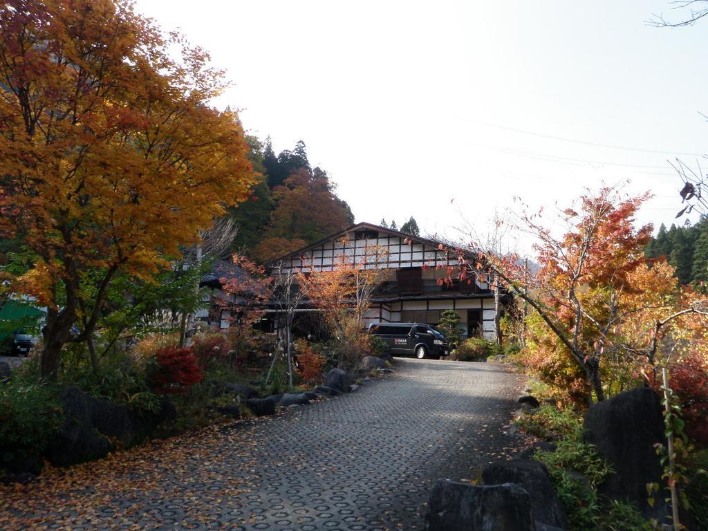 Kaikake Onsen Hotel Yuzawa  Bagian luar foto